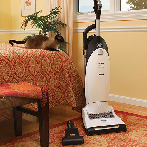 Miele Dynamic U1 Cat & Dog Vacuum Cleaner